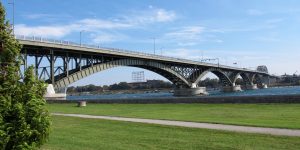 Fort Erie Peace Bridge by Takashi Toyooka https://www.flickr.com/photos/takashi/15983968683/